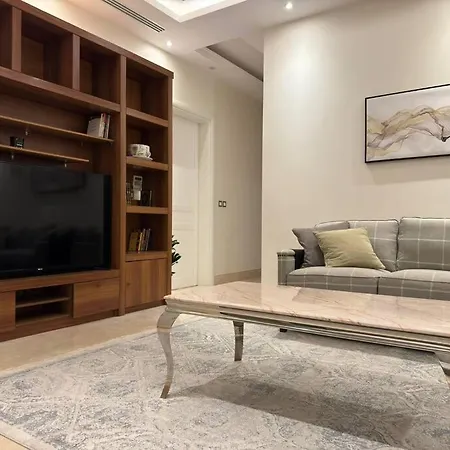 فيلا أنيقة دورين مدخل خاص وفناء ترخيص وزارةالسياحة